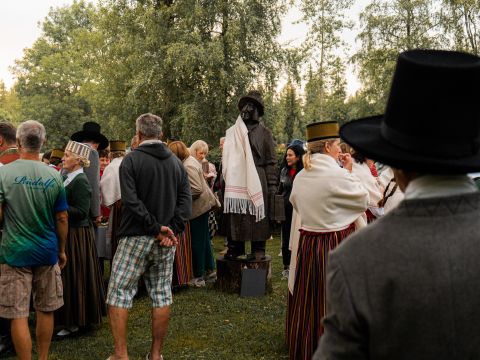"Vecpiebalga atver durvis 2023" svētku atklāšana "Kalna Kaibēnos"