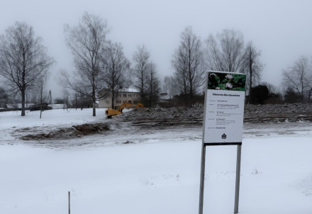 Atsākušies ūdensrožu dīķa labiekārtošanas darbi